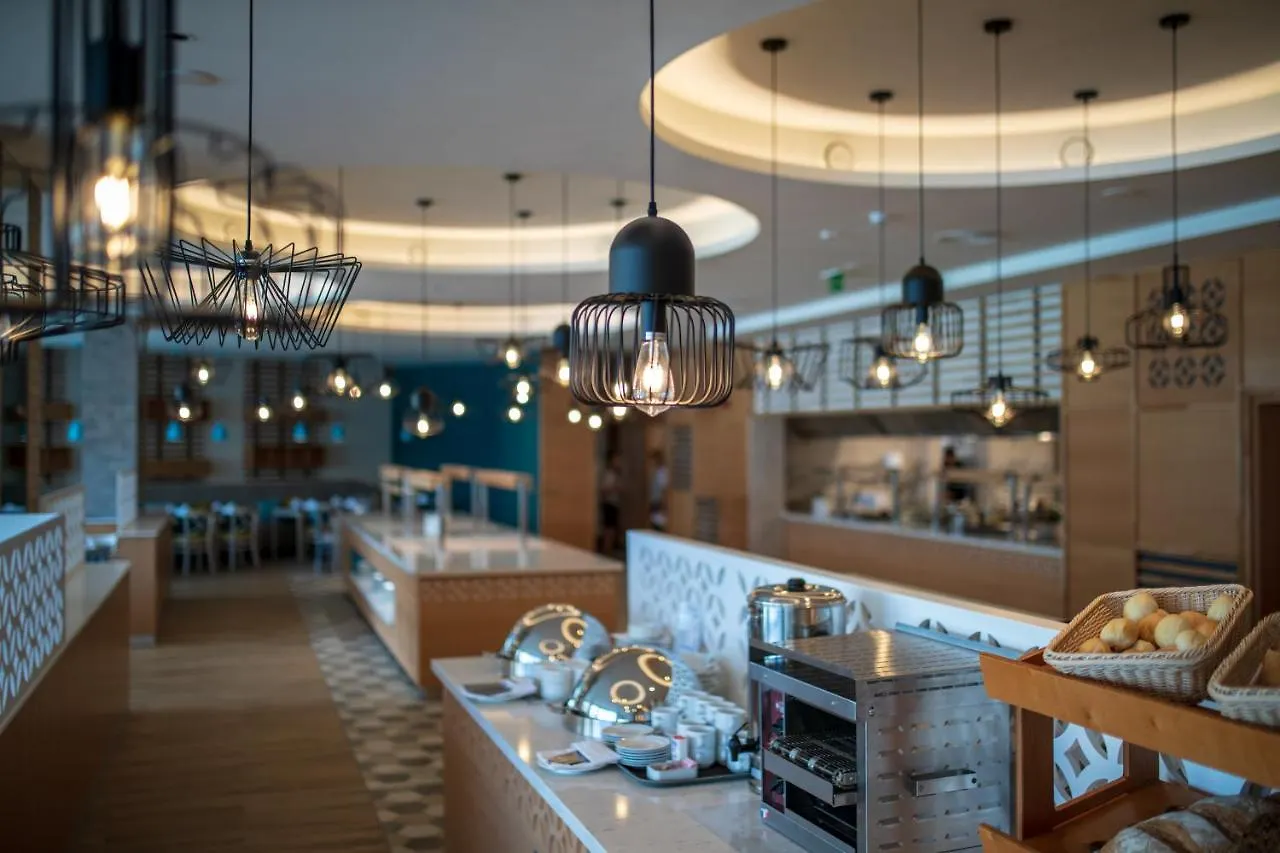Astoria Hotel All Inclusive- Private Beach & Beach Club Goudstrand