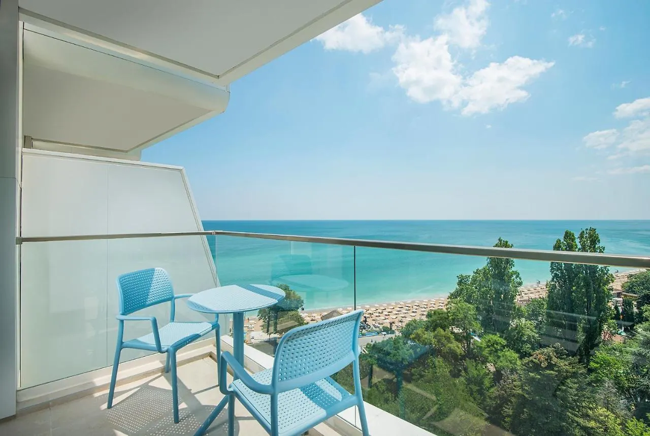 Astoria Hotel All Inclusive- Private Beach & Beach Club Goudstrand
