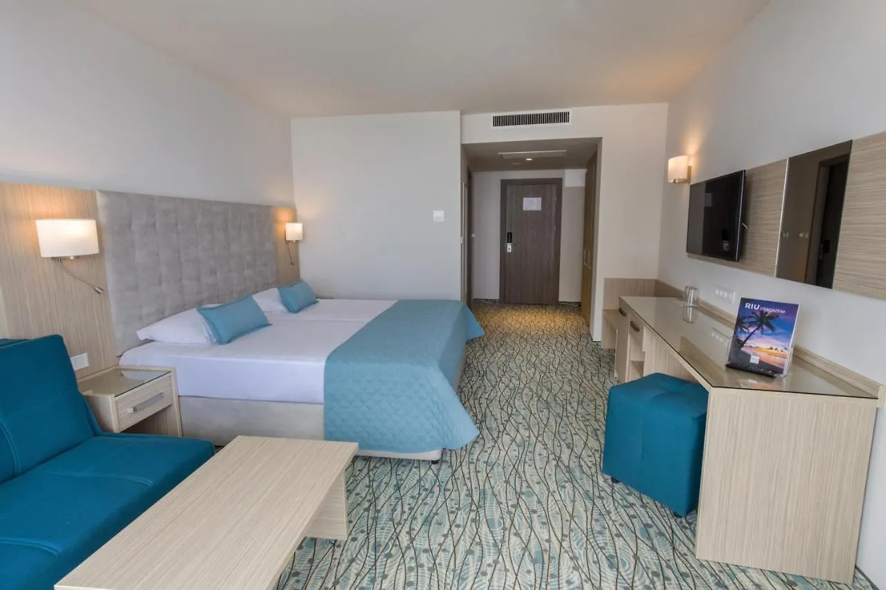 Astoria Hotel All Inclusive- Private Beach & Beach Club Goudstrand 4*,