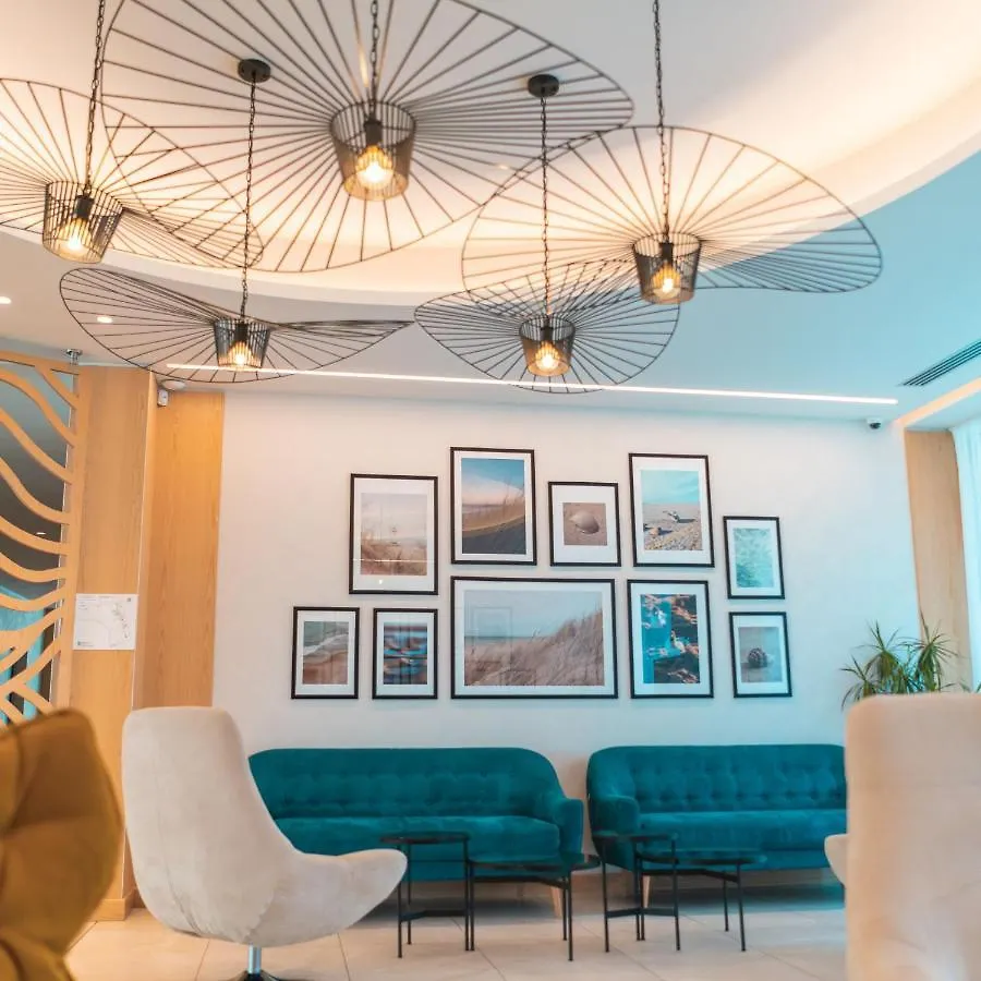 Astoria Hotel All Inclusive- Private Beach & Beach Club 골든샌드