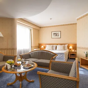 **** Otel Downtown - Location In The Heart Of Bulgaristan