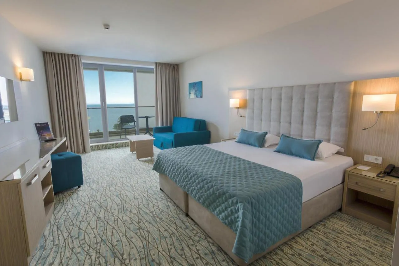 Astoria Hotel All Inclusive- Private Beach & Beach Club Golden Sands