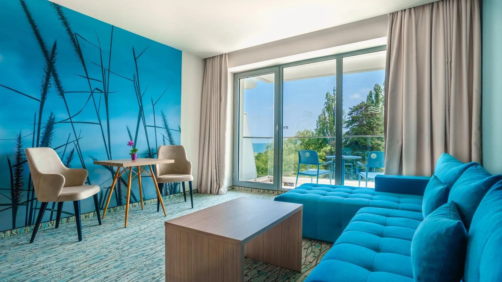 ****  Astoria Hotel All Inclusive- Private Beach & Beach Club Golden Sands Bulgaria