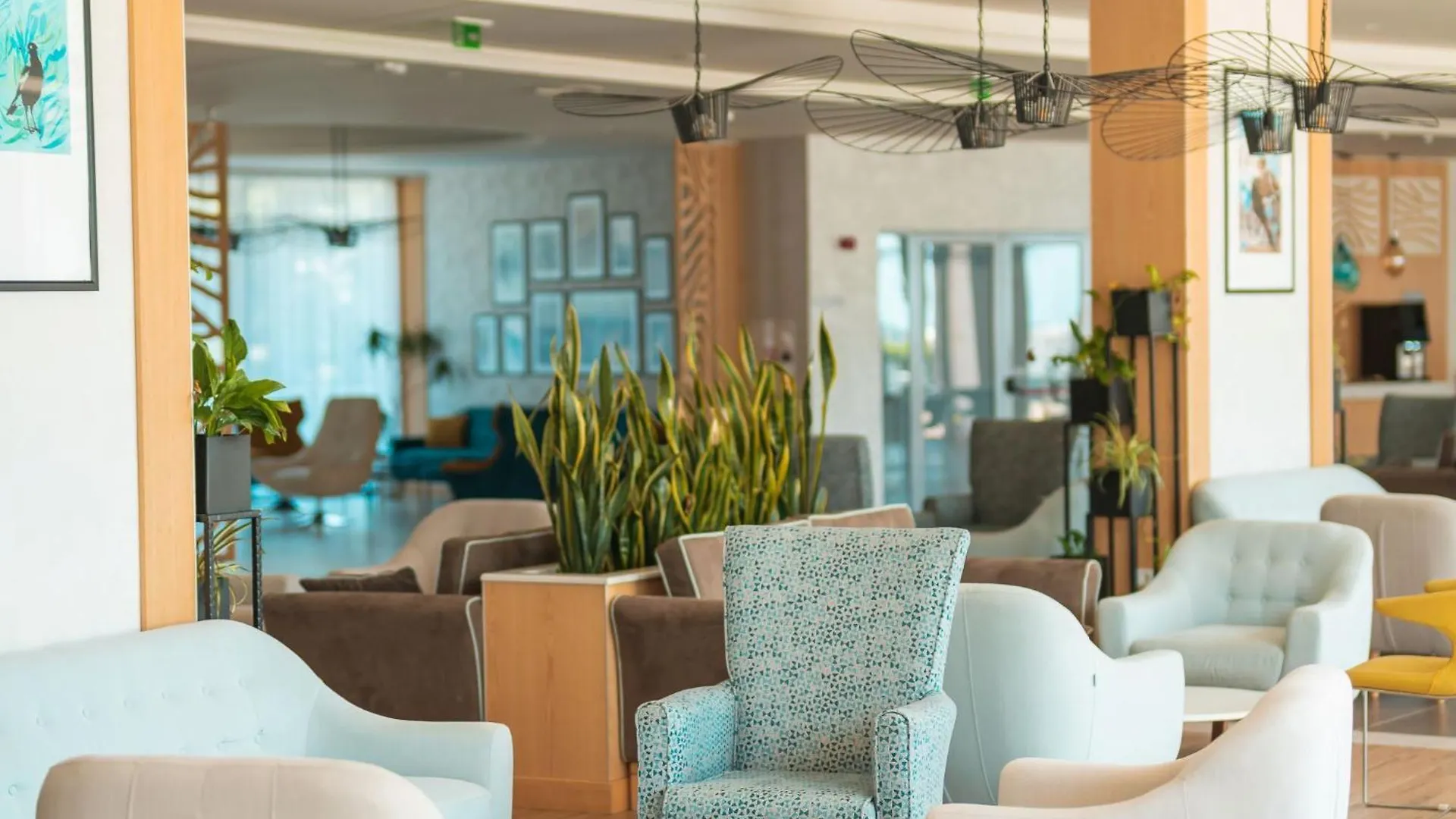 Astoria Hotel All Inclusive- Private Beach & Beach Club Golden Sands