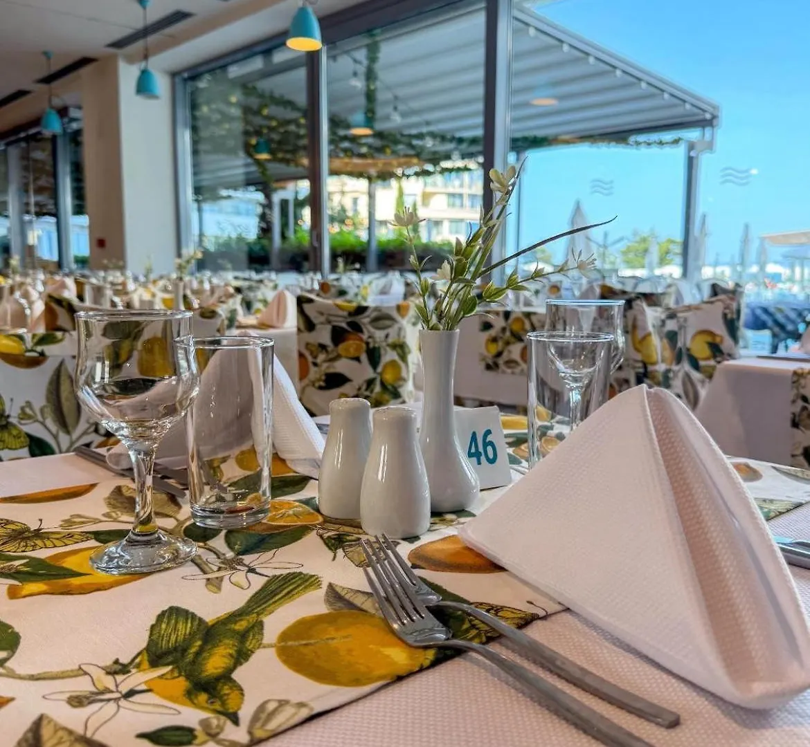 Astoria Hotel All Inclusive- Private Beach & Beach Club Altın Kumlar Bulgaristan